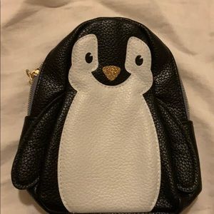 Small penguin pouch bath and body works